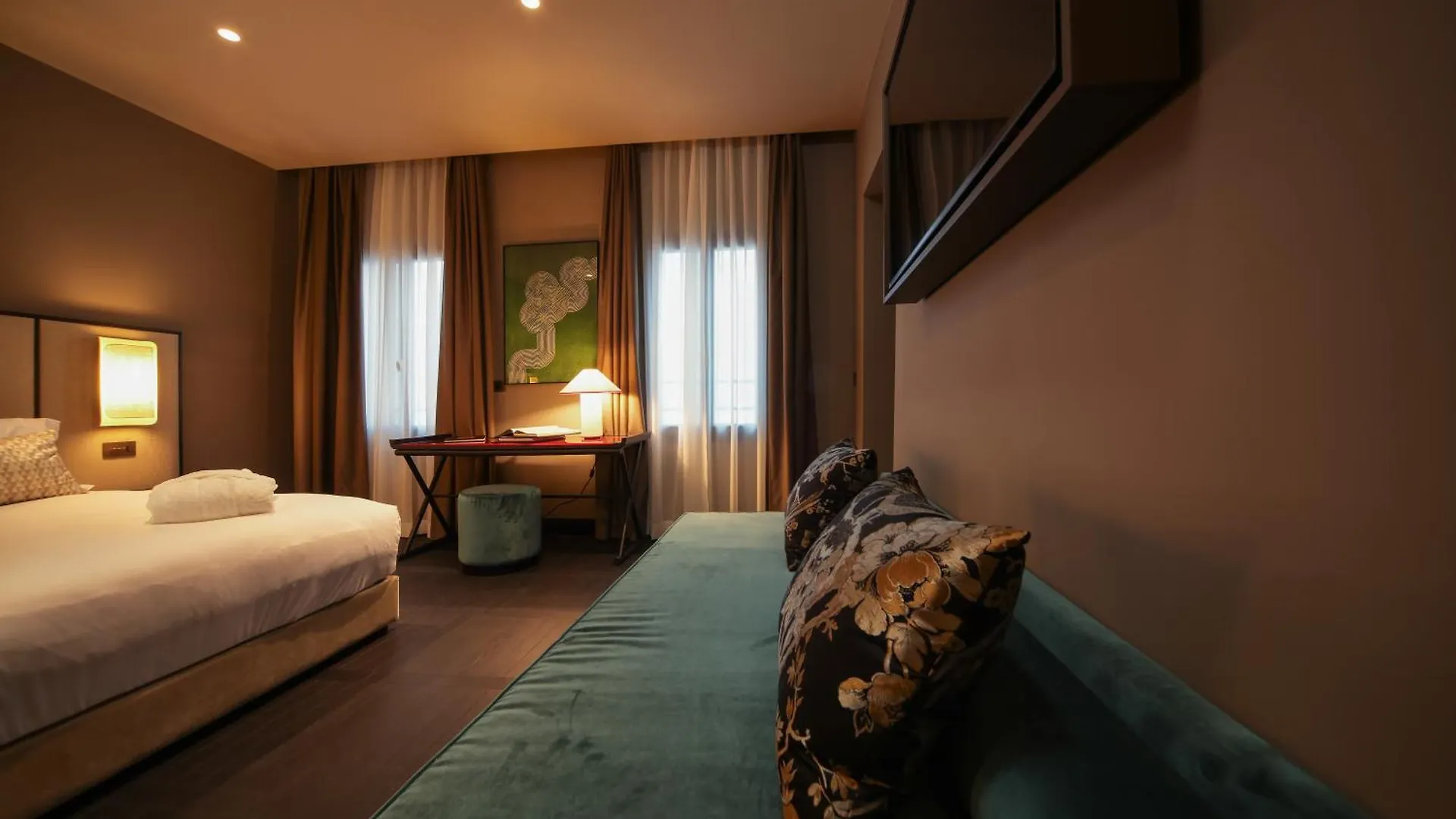 Hotel Universo & Nord Venice 3*,