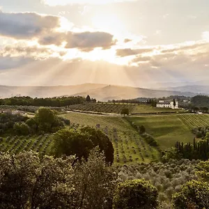 https://castello-del-nero-hotel-spa.it-tuscanyhotel.com