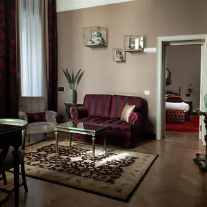 https://grand-hotel-et-de-milan.it-lombardy.com
